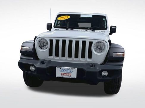 Used 2023 Jeep Wrangler Unlimited Sport AWD/4WD image 3