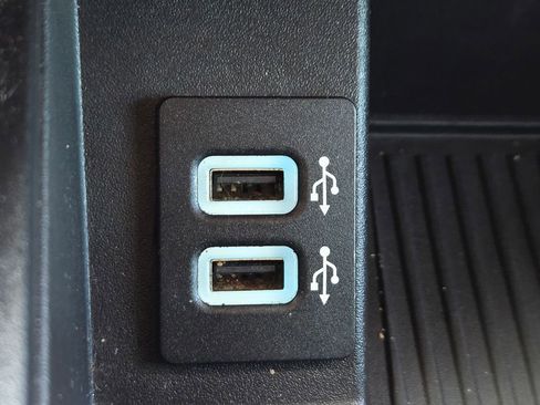 Used 2018 Ford F150 Lariat image 18