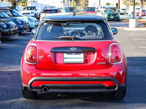 Used 2023 MINI Cooper 2-Door Hardtop image 7