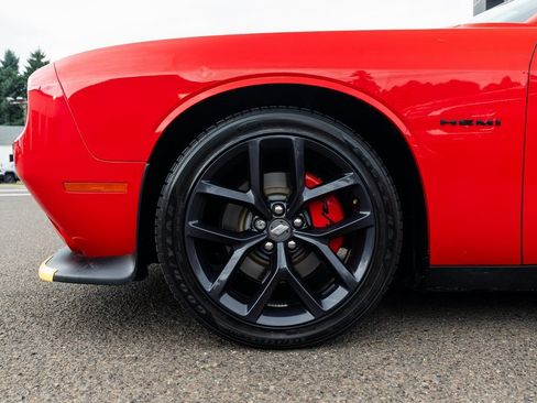 Used 2021 Dodge Challenger R/T w/ Driver Convenience Group image 8