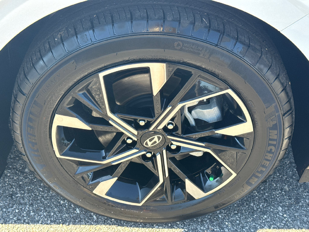 Certified 2025 Hyundai Sonata SEL FWD image 6