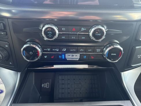 Used 2025 Ford F150 Platinum w/ Equipment Group 702A High image 8