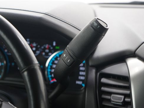 Used 2020 Chevrolet Tahoe Premier w/ Max Trailering Package image 18