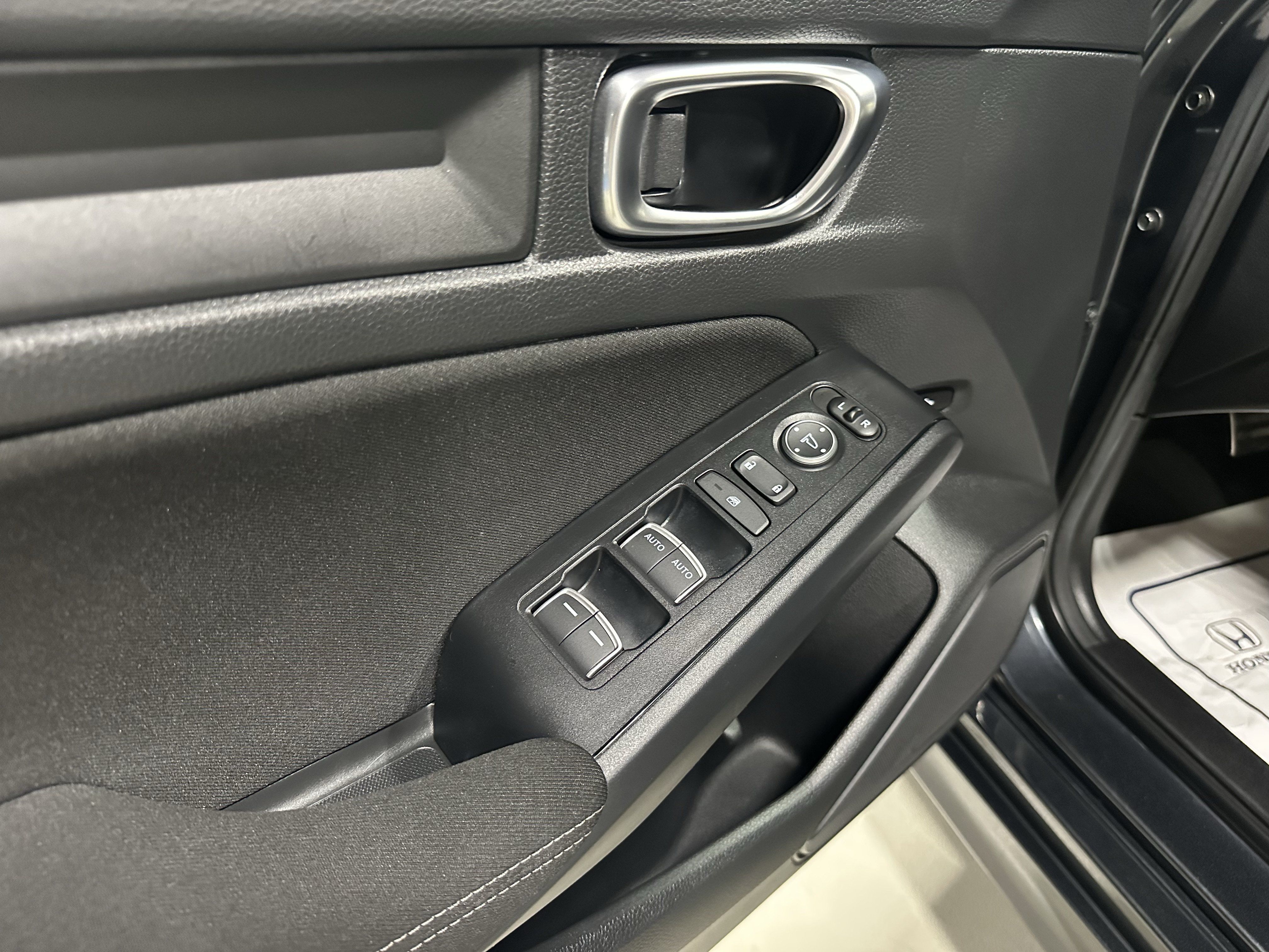 Used 2024 Honda Civic Sport image 18