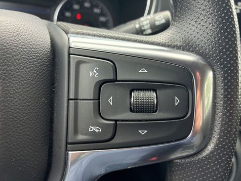 Used 2023 Chevrolet Blazer LT w/ Convenience Package FWD image 9