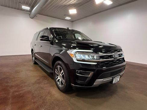 Used 2024 Ford Expedition Max Limited AWD/4WD image 30