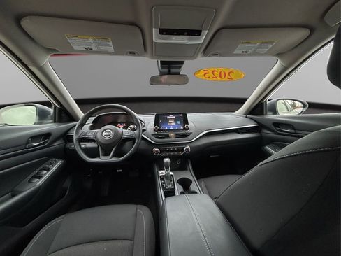 Certified 2025 Nissan Altima 2.5 S image 25