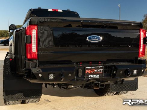 Used 2023 Ford F450 Lariat w/ FX4 Off-Road Package image 6