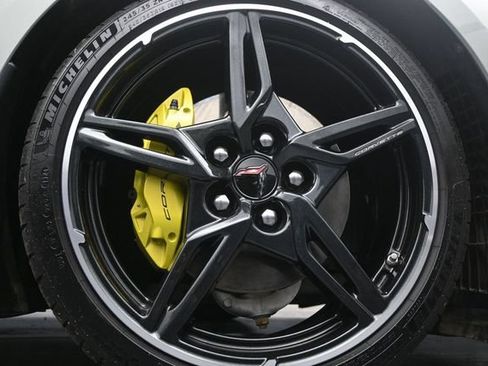 Used 2022 Chevrolet Corvette Stingray Premium Conv w/ 3LT RWD image 9