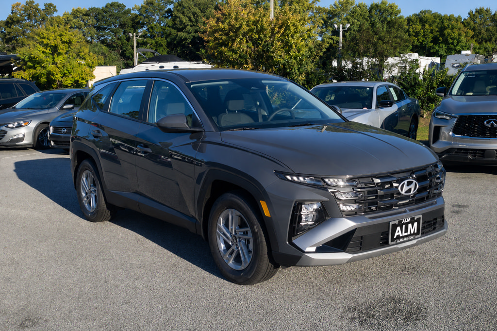New 2026 Hyundai Tucson SE FWD image 3