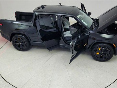 Used 2023 Rivian R1T Adventure image 84