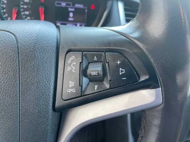 Used 2020 Chevrolet Trax LT w/ Driver Confidence Package FWD image 26