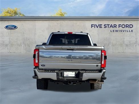 Used 2024 Ford F250 Platinum image 5