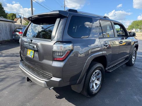 Used 2014 Toyota 4Runner Trail AWD/4WD image 7