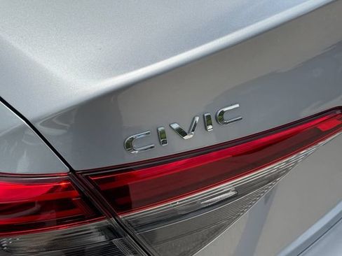 Used 2024 Honda Civic Sport image 16