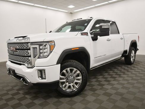 Used 2022 GMC Sierra 2500 Denali w/ Denali Ultimate Package image 2