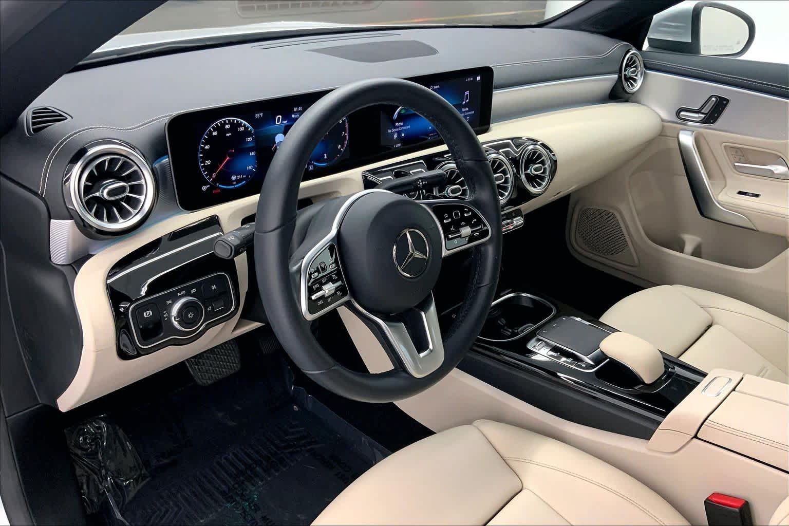 Used 2020 Mercedes-Benz CLA 250 image 20