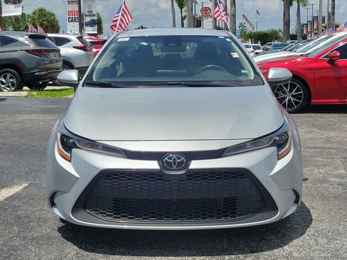 Used 2022 Toyota Corolla LE FWD image 4