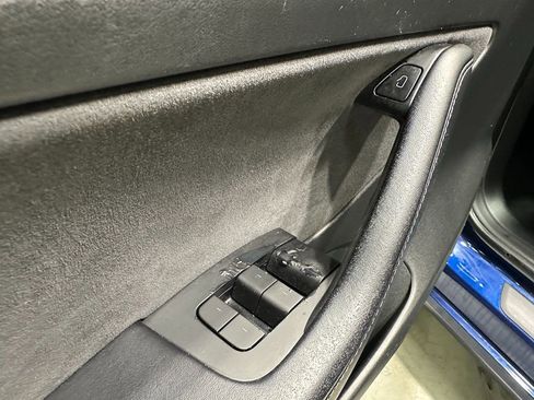 Used 2022 Tesla Model 3 Long Range AWD/4WD image 24