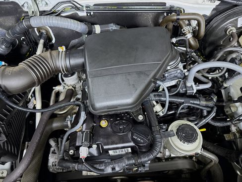 Used 2022 Toyota Tacoma SR image 36