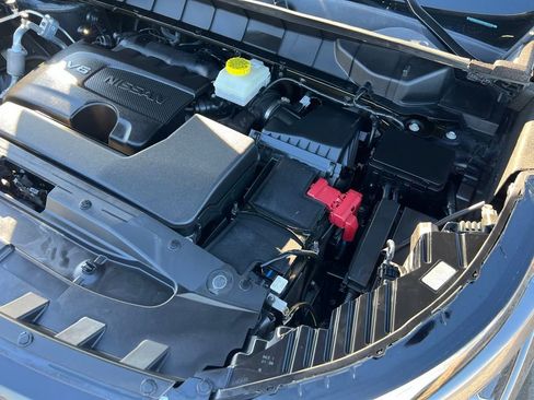 Used 2022 Nissan Pathfinder SL image 45