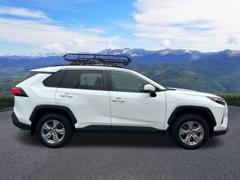 Certified 2022 Toyota RAV4 XLE AWD/4WD image 7