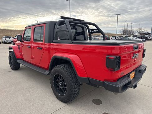 Certified 2020 Jeep Gladiator Overland image 23