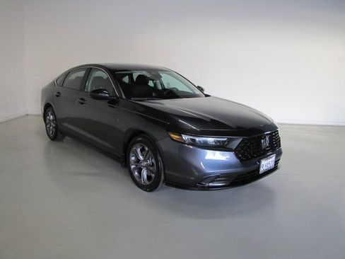 Certified 2024 Honda Accord EX image 3