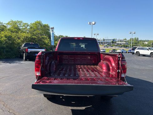 Used 2024 RAM 1500 Classic SLT AWD/4WD image 6