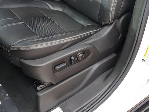 Used 2022 Chevrolet Silverado 3500 High Country w/ Z71 Off-Road Package image 11