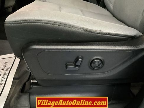 Used 2019 RAM 1500 Big Horn AWD/4WD image 16
