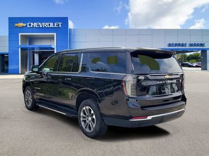 Used 2025 Chevrolet Suburban LT w/ Comfort Package