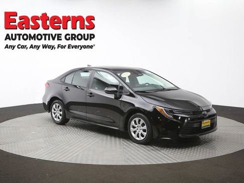 Used 2024 Toyota Corolla LE image 47