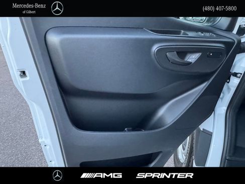 New 2025 Mercedes-Benz Sprinter 2500 image 18