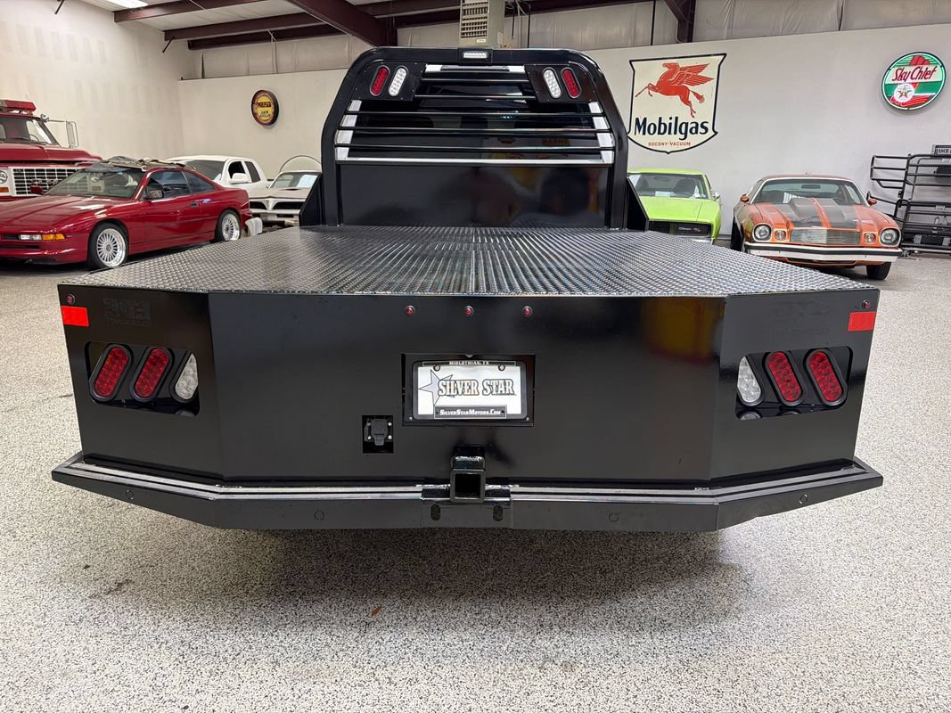 Used 2019 Ford F350 XL w/ Power Equipment Group AWD/4WD image 6