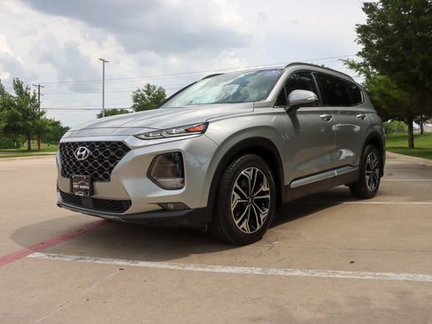 Used 2020 Hyundai Santa Fe SEL w/ Cargo Package FWD image 3