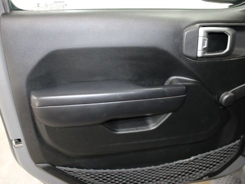 Used 2019 Jeep Wrangler Unlimited Sport AWD/4WD image 21