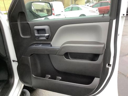 Used 2017 Chevrolet Silverado 1500 W/T w/ Trailering Package image 30