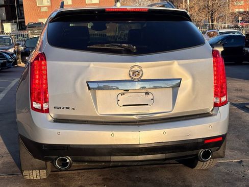 Used 2010 Cadillac SRX Luxury image 8