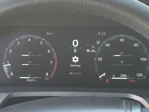 Used 2025 Toyota Tacoma TRD Off-Road AWD/4WD image 37