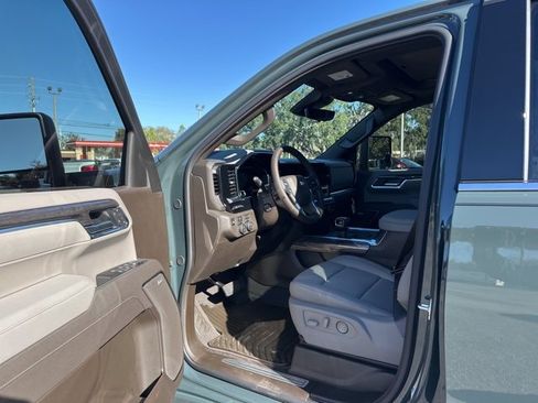 New 2026 Chevrolet Silverado 1500 LTZ w/ LTZ Premium Package image 7