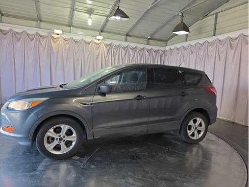 Used 2015 Ford Escape S image 4