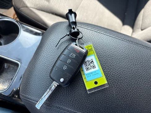 Used 2014 Kia Sorento LX FWD image 26