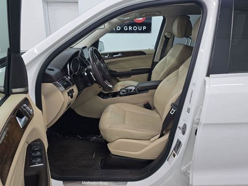 Used 2018 Mercedes-Benz GLS 450 4MATIC image 10