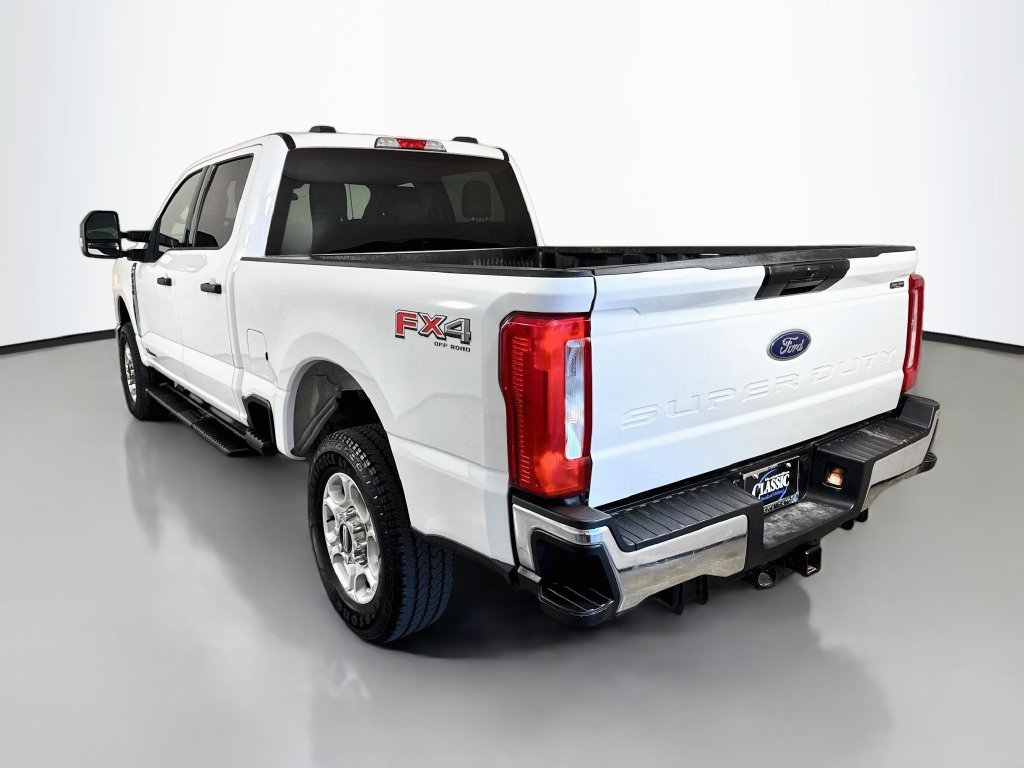 Used 2025 Ford F250 XLT w/ FX4 Off-Road Package AWD/4WD image 5