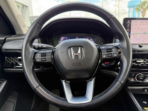 Used 2023 Honda Accord Touring image 15