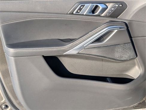 Used 2023 BMW X6 xDrive40i w/ M Sport Package image 14