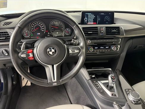 Used 2016 BMW M4 Coupe image 13