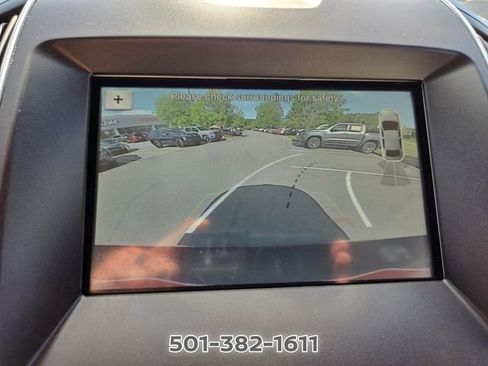Used 2017 Ford Edge Titanium w/ Technology Package FWD image 23