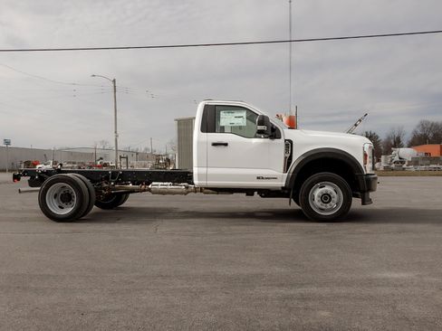 New 2026 Ford F450 XL image 13